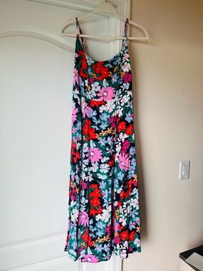 Old Navy Floral Maxi Dress in Black, Pink, Red, Green, White